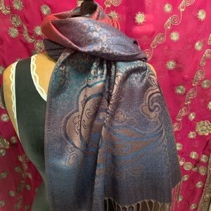 💝3/$36 Printed Pashmina Glamour Scarf💝